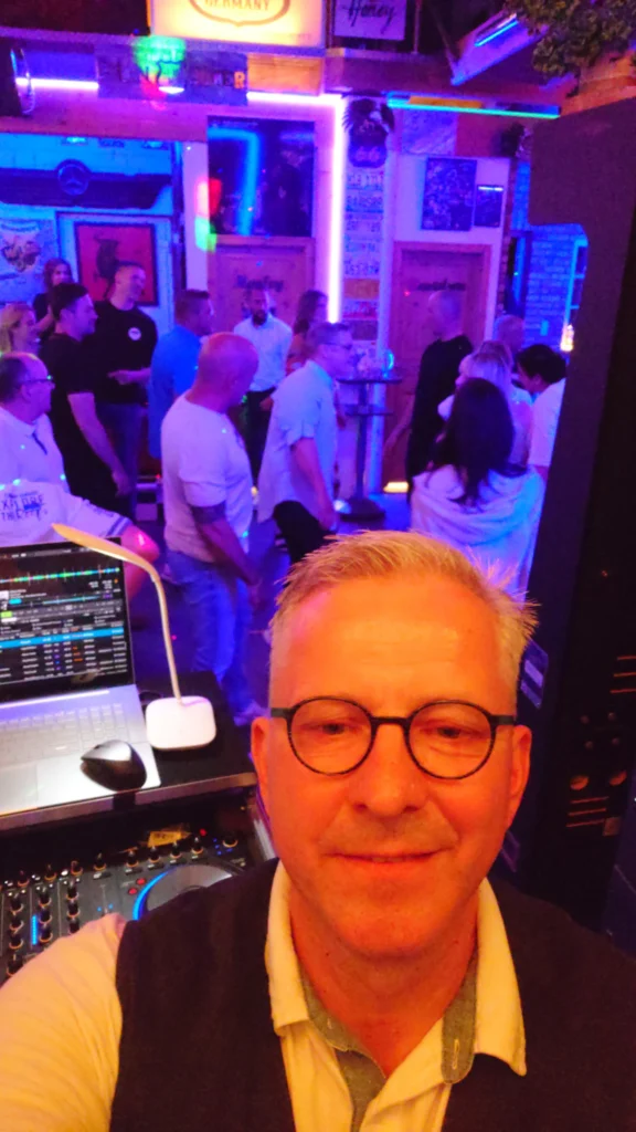 Djheinz com frontpicture (3)